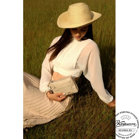 Женская кожаная сумка "Хельга" (бежевая)