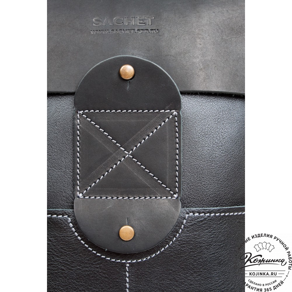 Кожаный рюкзак "Спэйс" (черный)